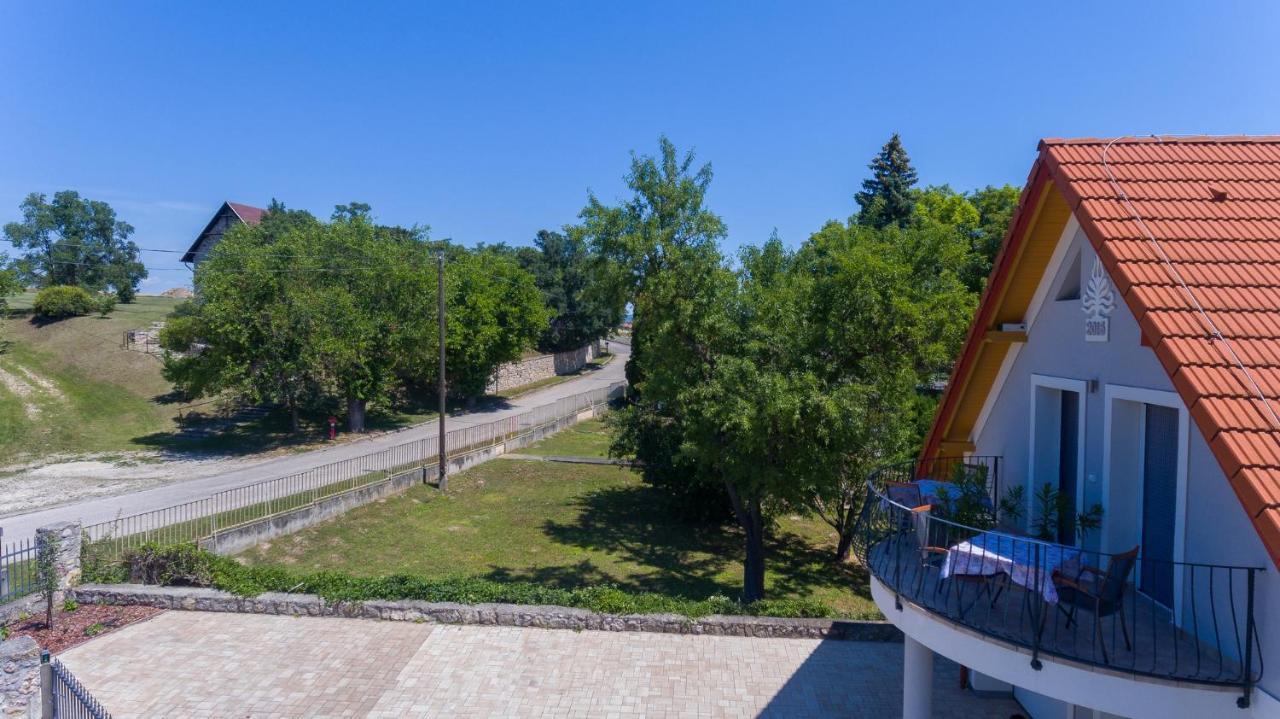 Tulipan Vendeghaz Otel Orvenyes Dış mekan fotoğraf