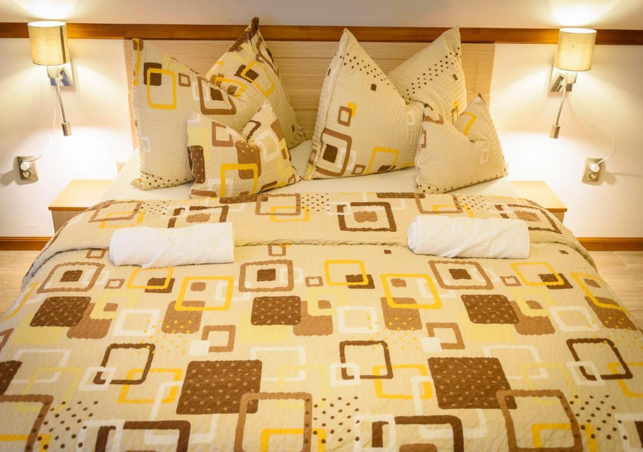 Tulipan Vendeghaz Otel Orvenyes Dış mekan fotoğraf