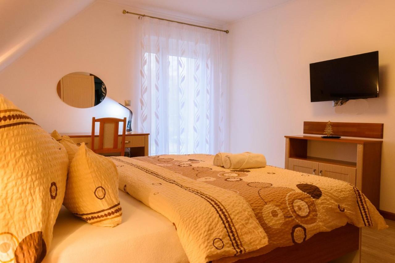 Tulipan Vendeghaz Otel Orvenyes Dış mekan fotoğraf